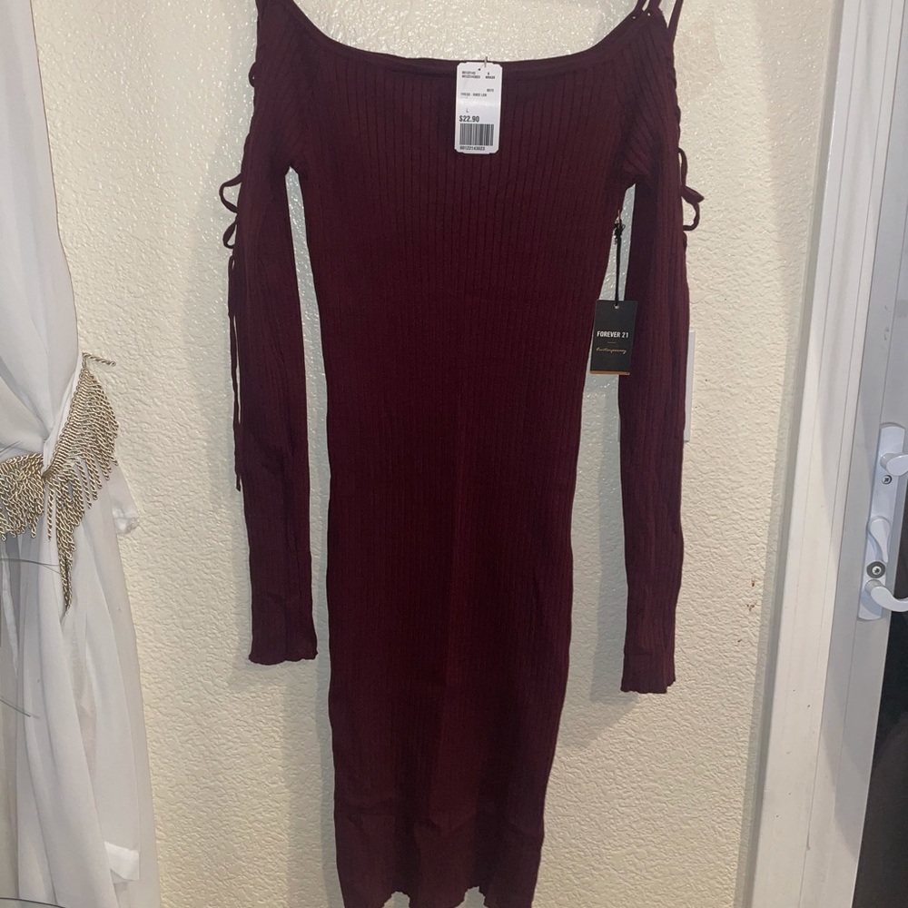 Forever 21 Knee Length Dress - Size Large - Wine